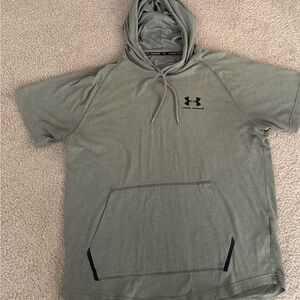 Under Armour Men's Green Short Sleeve Hoodie